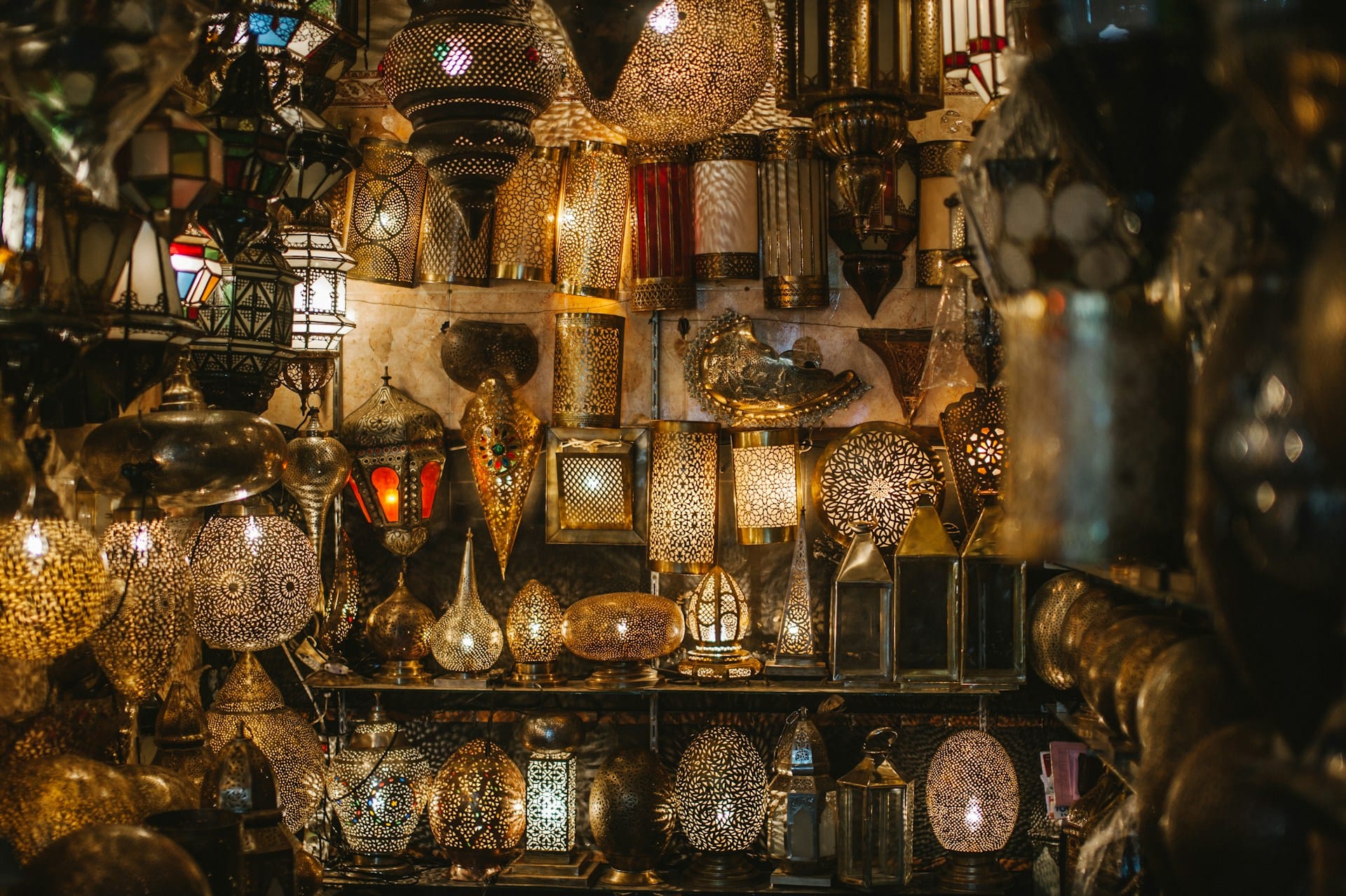 Souk Semmarine: The Beating Heart of Marrakech's Medina - MoroccoBeat