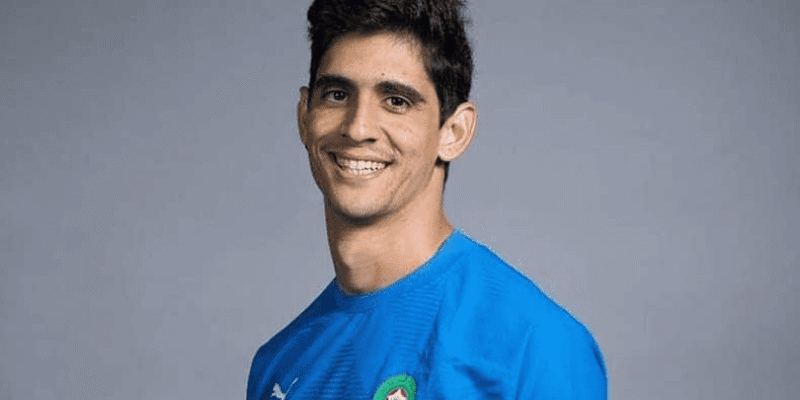 Yassine Bounou Wins CAF’s Best Goalkeeper of 2025